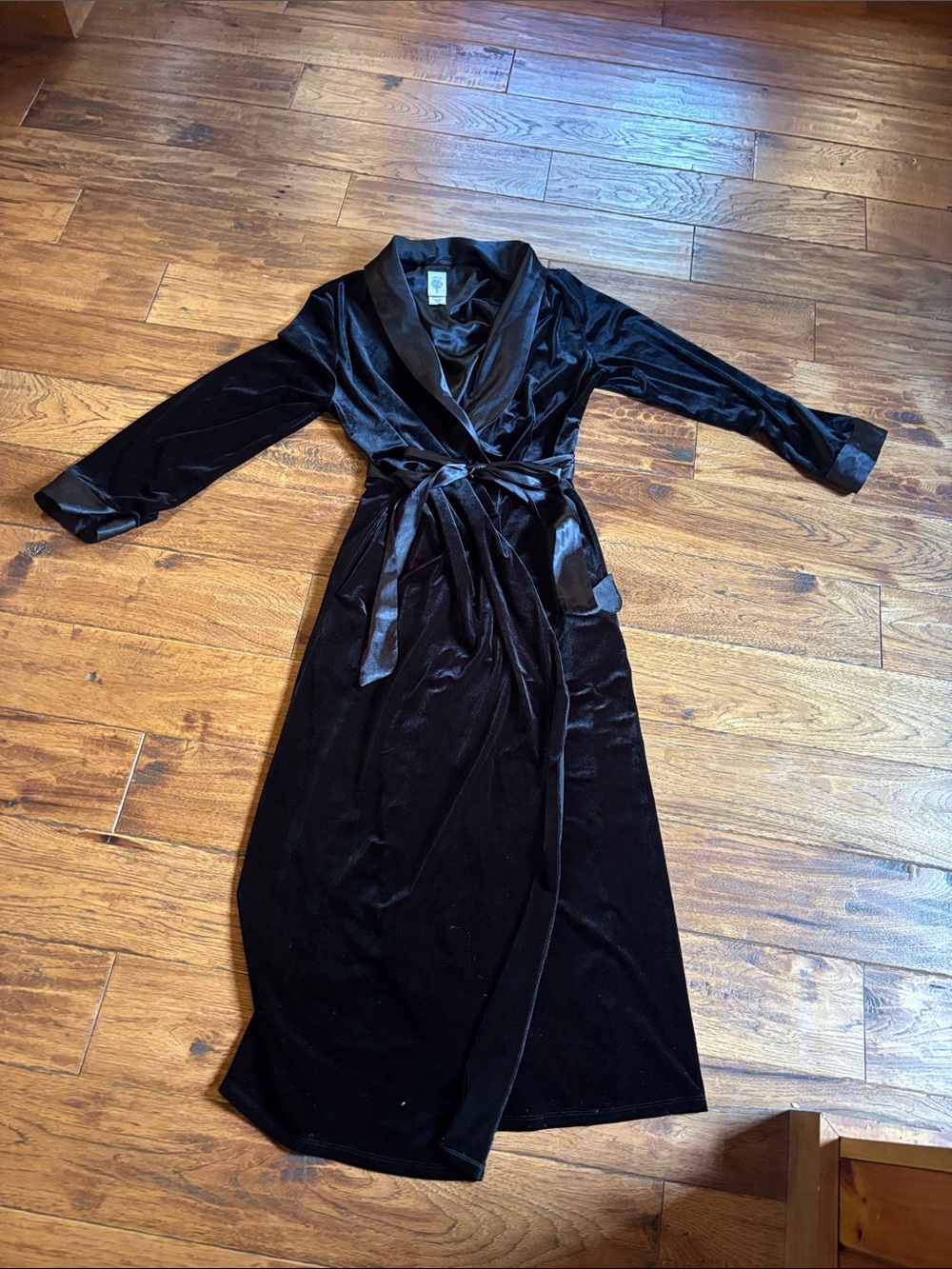 bloom Black Velvet Wrap Robe with Satin Trim